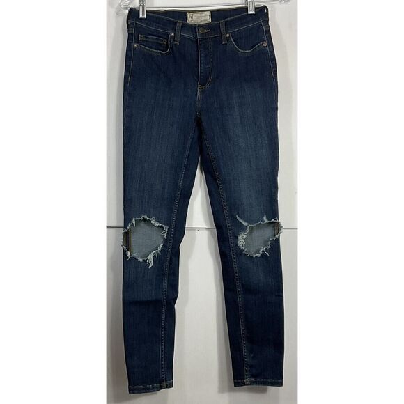 Free People Woman's Size 27 Denim Skinny Dark Blue Distressed Jeans - Picture 1 of 9